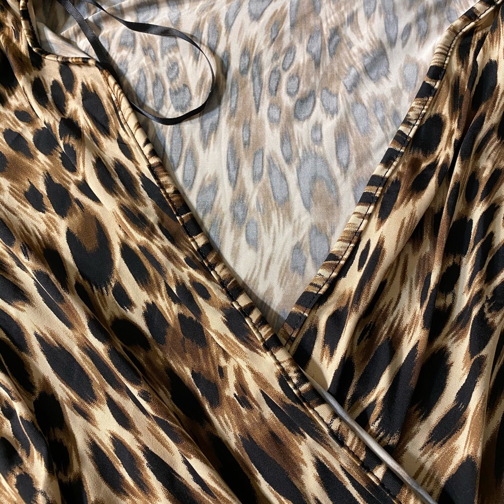 Leopard romper - Picture 3 of 4
